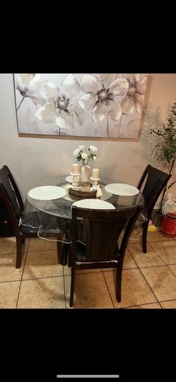 Dinning Table