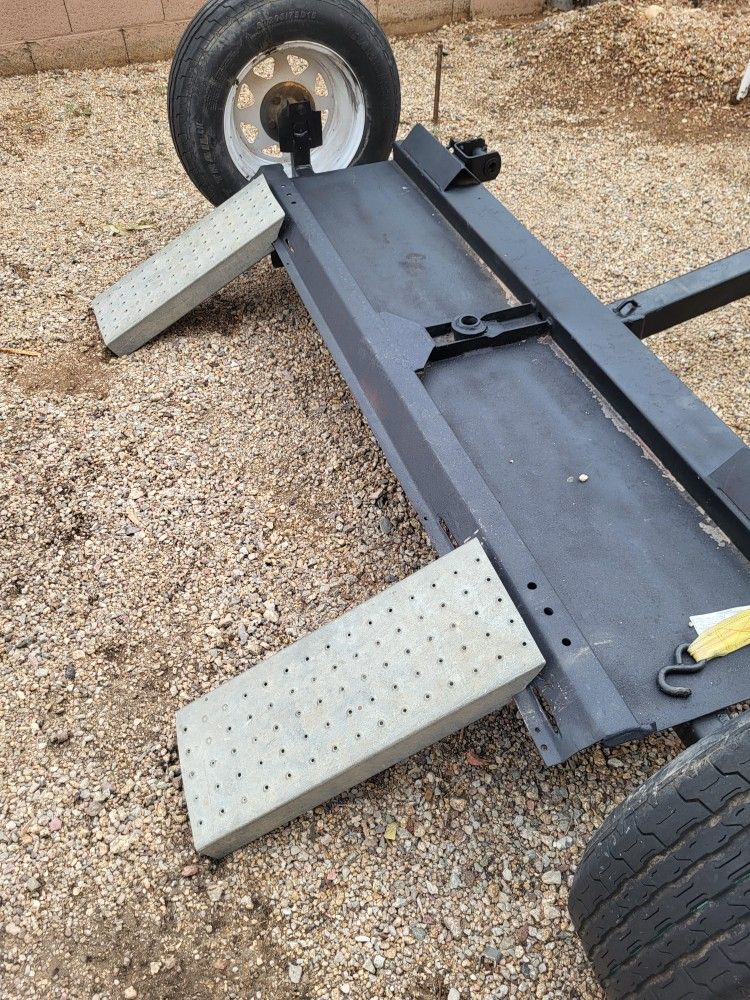 Tow Dolly