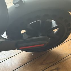 W Scooter With Seat Removable 