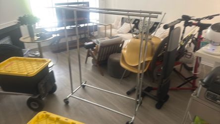 Rolling clothing Rack