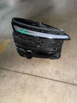 2025-26 Tesla Model Y Right Headlight