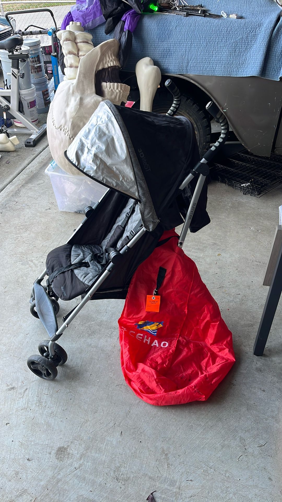 STROLLER Summer 3DliteST UMBRELLA EZ FOLD W/red Airplane Bag