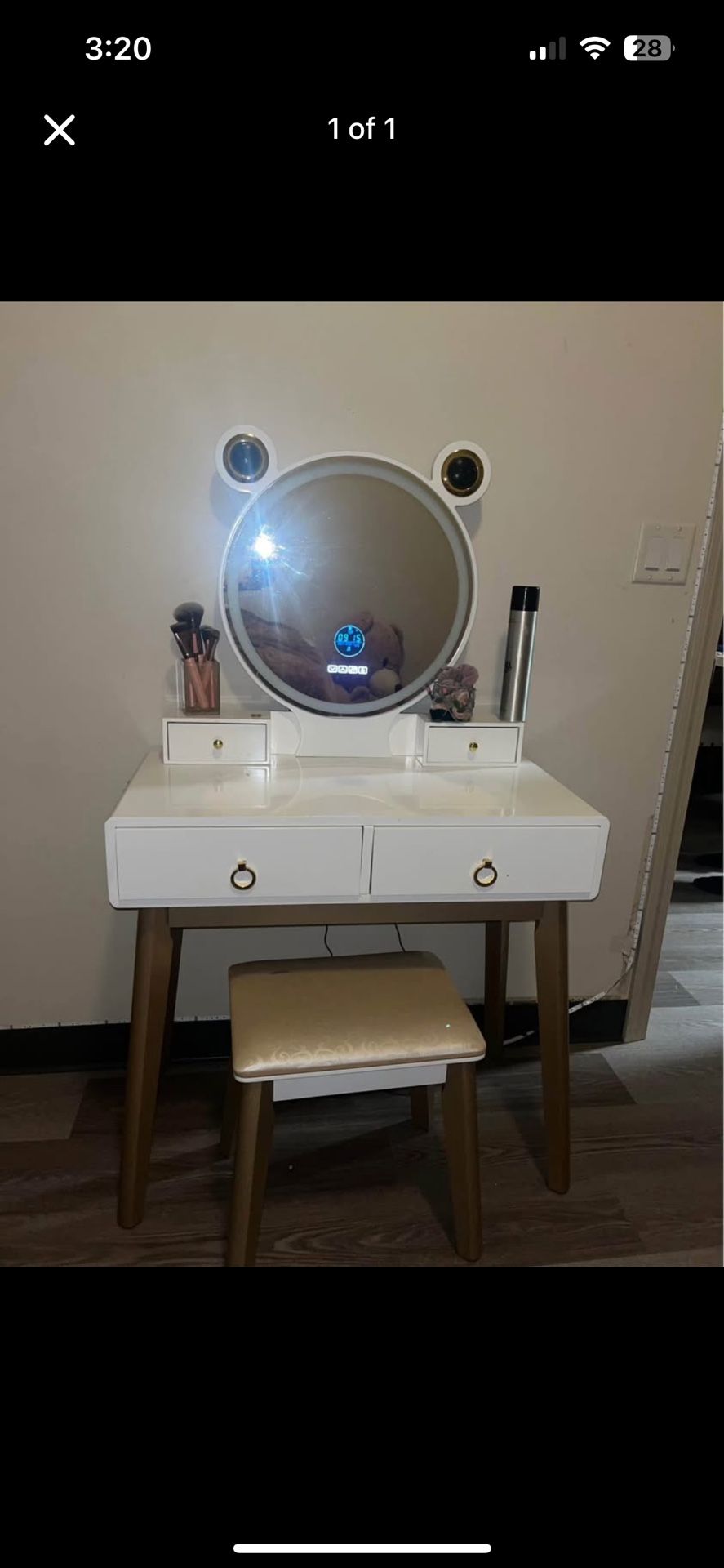 Makeup Vanity