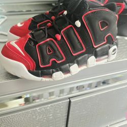 Air Nike Uptempo