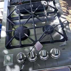 Vendo Estufa De Mesa. Marca Kenmore Casi No Tiene Uso