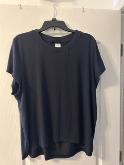 Athleta Black T-Shirt L