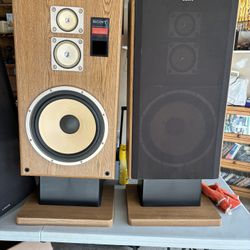 Vintage Sony SS-U590 3-Way Speakers