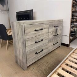 Cambeck Whitewash Dresser