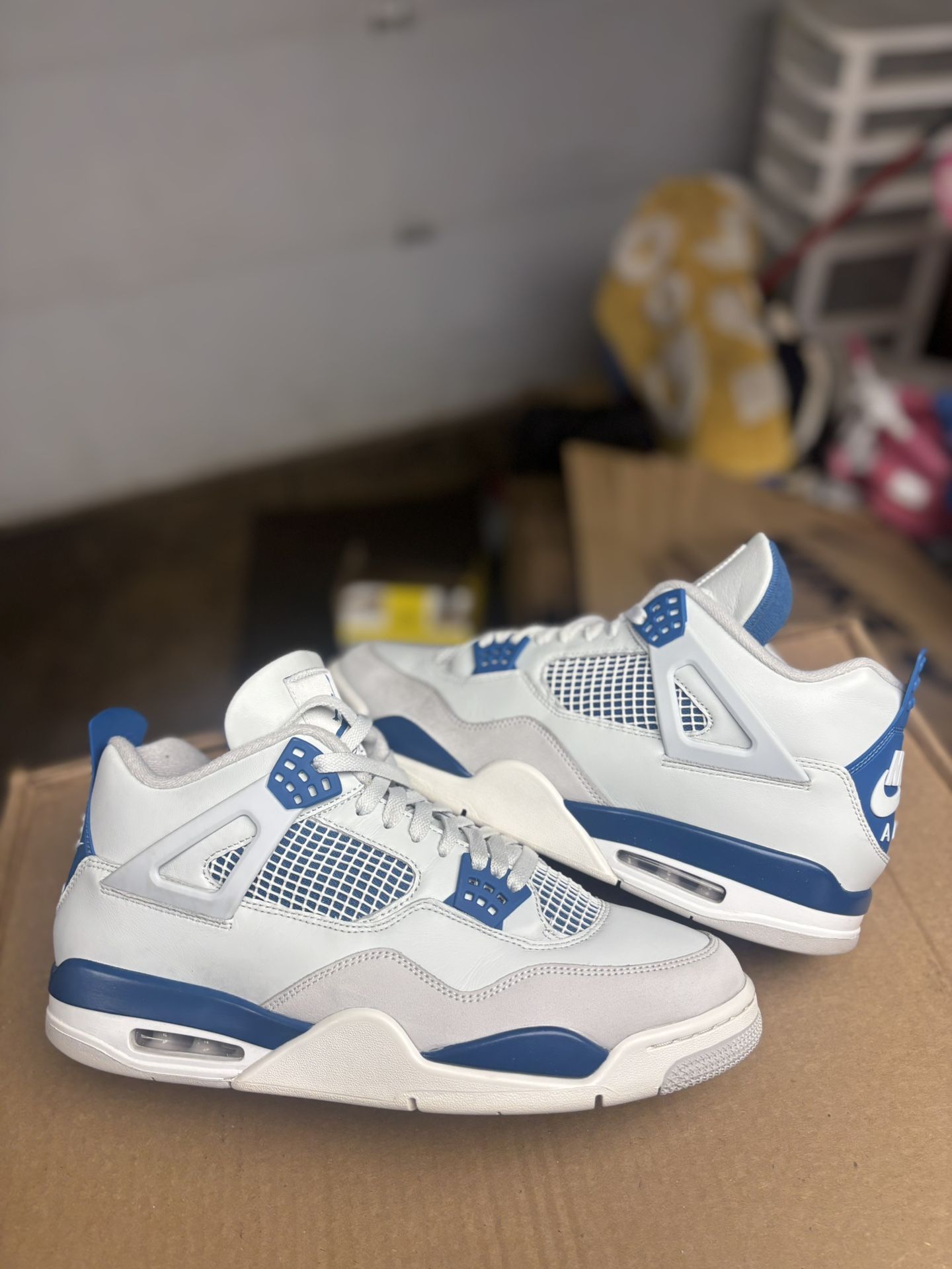 Jordan 4 Military Blue 2024
