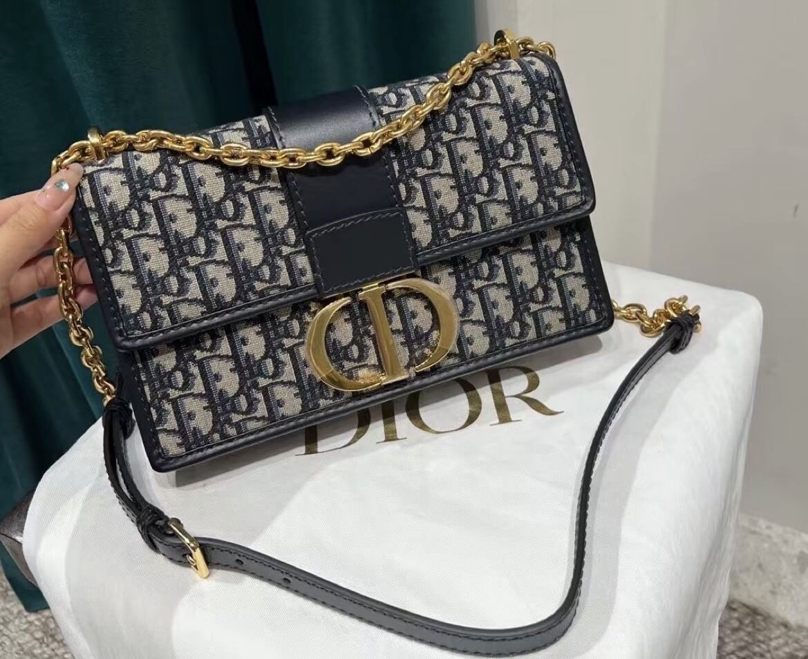DIOR 30 Montaigne Montaigne Series Old Flower Full Print Embroidery Oblique Printed Metal Chain Fabric Box Bag Cross-body Shoulder Bag Medium (616)17