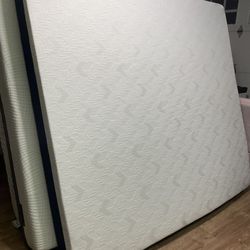 King memory foam mattress