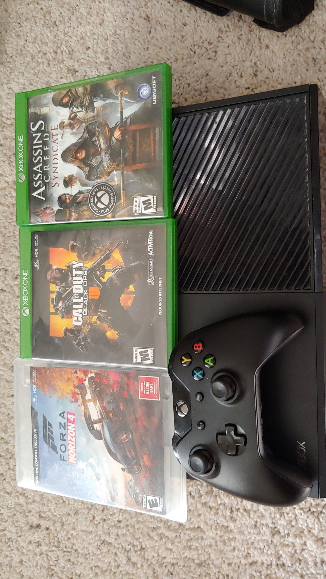 Xbox one controller 3 games-price Firm