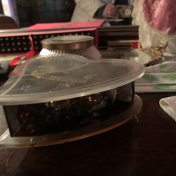 J-3    Musical Heart Shaped Jewlry box   