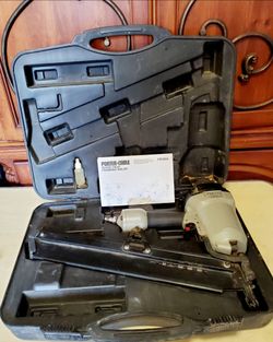 Porter Cable Nailer w/ Case, Manual & Accessories – Excellent Condition