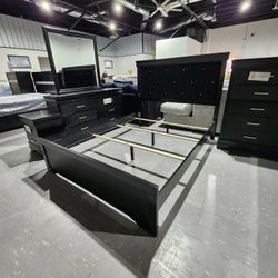 New 4pc Queen Bed Set, Dresser, Night Stand, Mirror And Queen Bed Frame $799 CASH NEW NEW OR 10 DOWN 