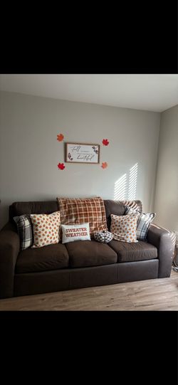 MOVING SALE BROWN LOVESEAT / COUCH
