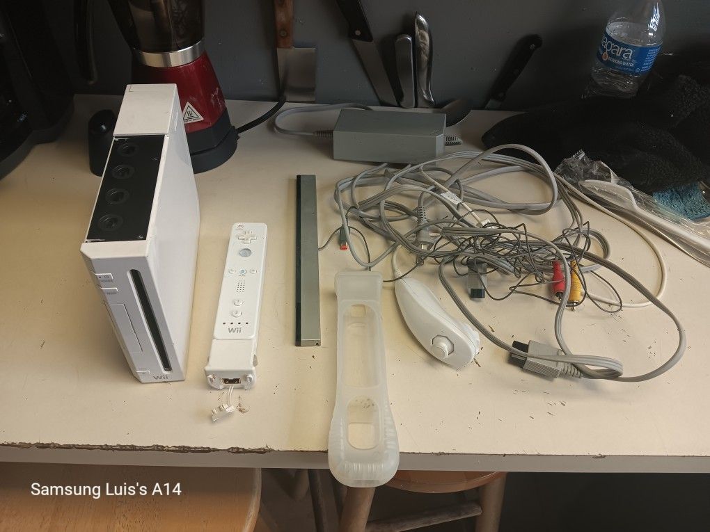 Wii Game System 