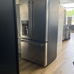 Brand New Three Door, Café, Ice Water, And Coffee
