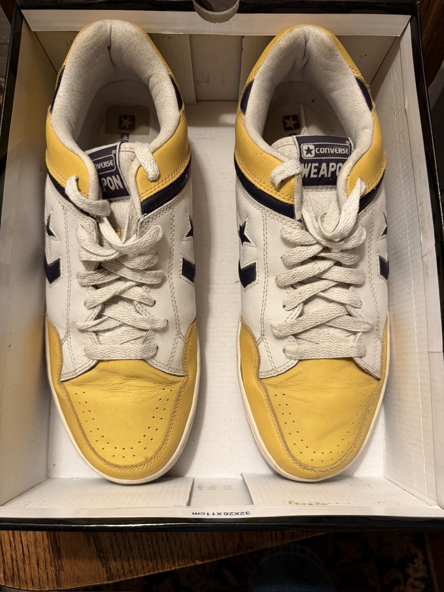 Converse Magic Low Top Basketball Shoes Size 11.5