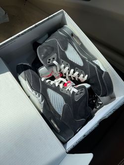 Metallic 5’s sz 9.5 w/box