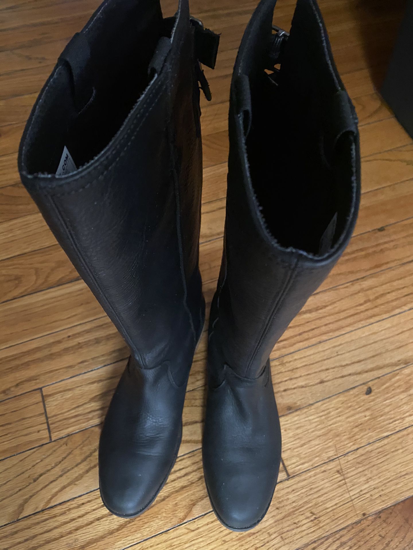 Sorel women’s boots size 7