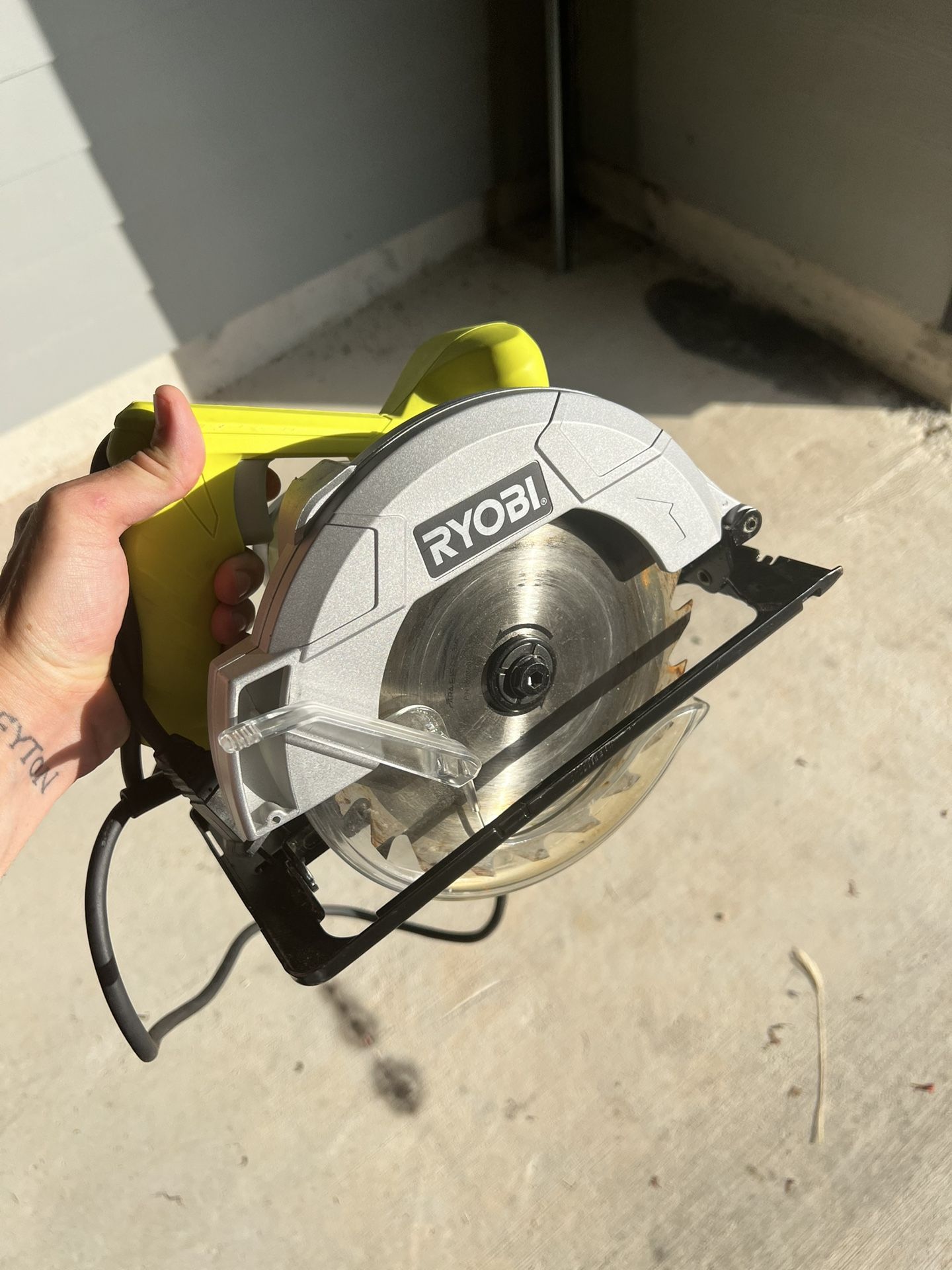 Ryobi Skill Saw