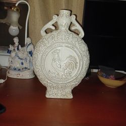 White Vase for Home Decor, Ruster Vase Decor 