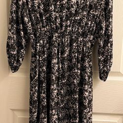 Long Sleeve Dress – XXL (Fits Large), Gently Used