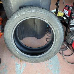 215/55 R17 Tiger paw used tire 