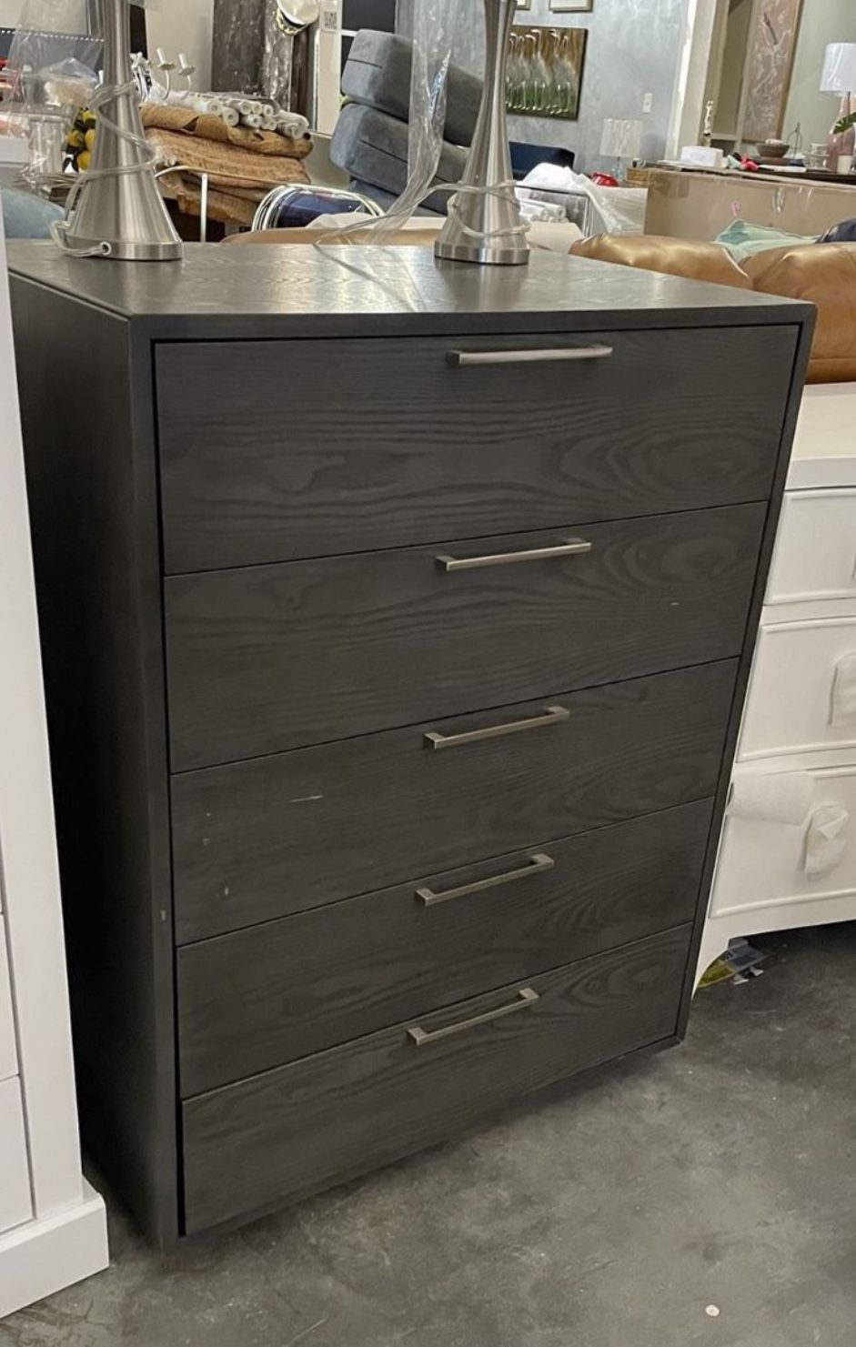 Like New 5 Drawer Chest 