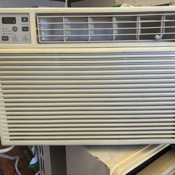 GE 12,050 BTU 115V Air Conditioner