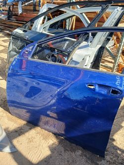 TOYOTA COROLLA DOOR SHELL LEFT SIDE OEM 2014-2019 