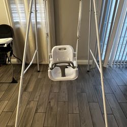 Used 2 In 1 Baby Swing. Ages 1-5yr