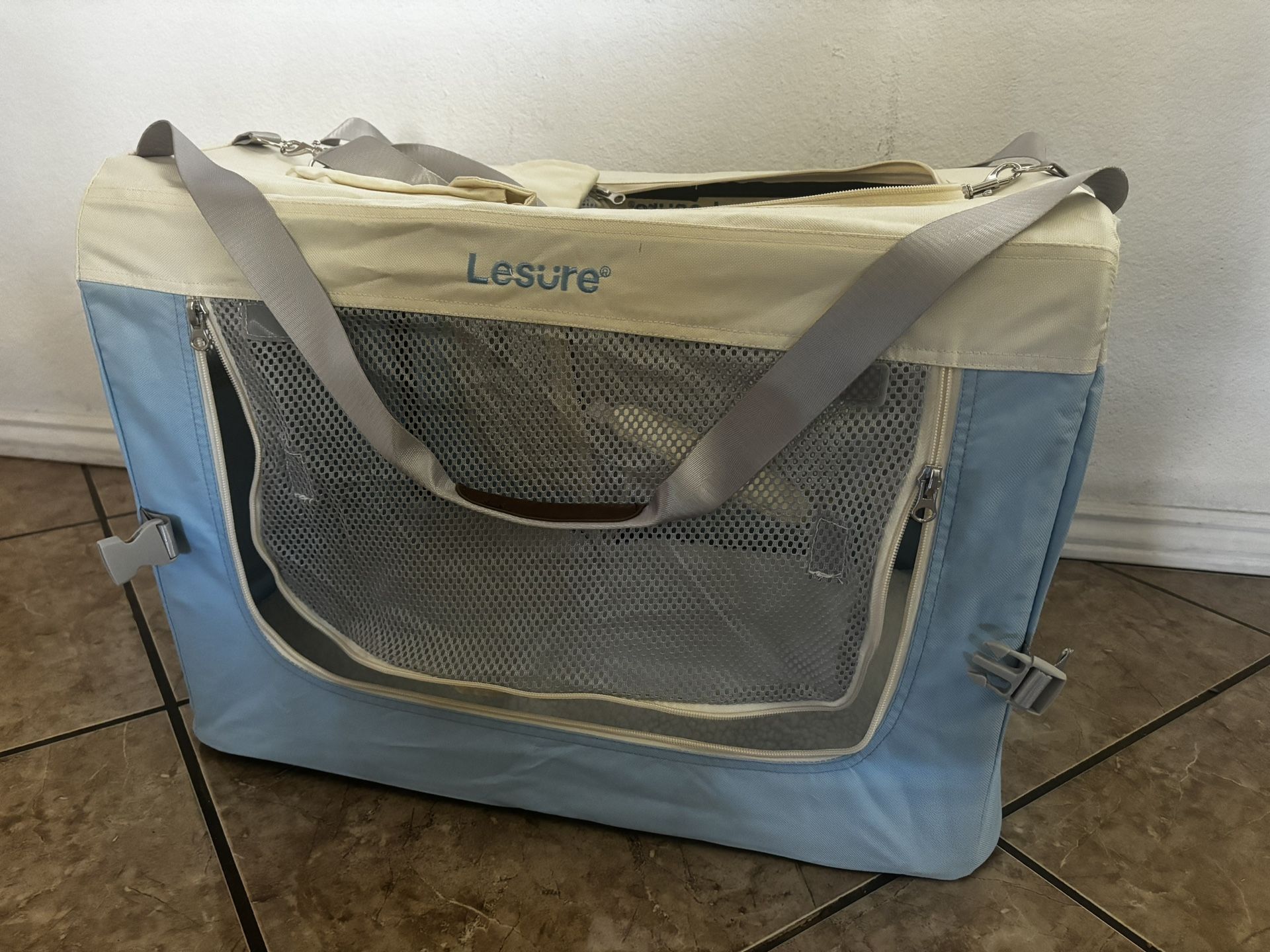 Lesure Foldable Dog Crate Small for Sale in Palmdale, CA OfferUp