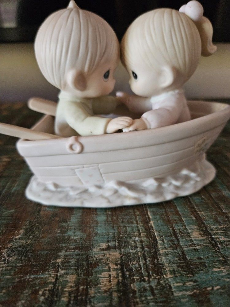 Precious Moments- Friends Never Drift Apart