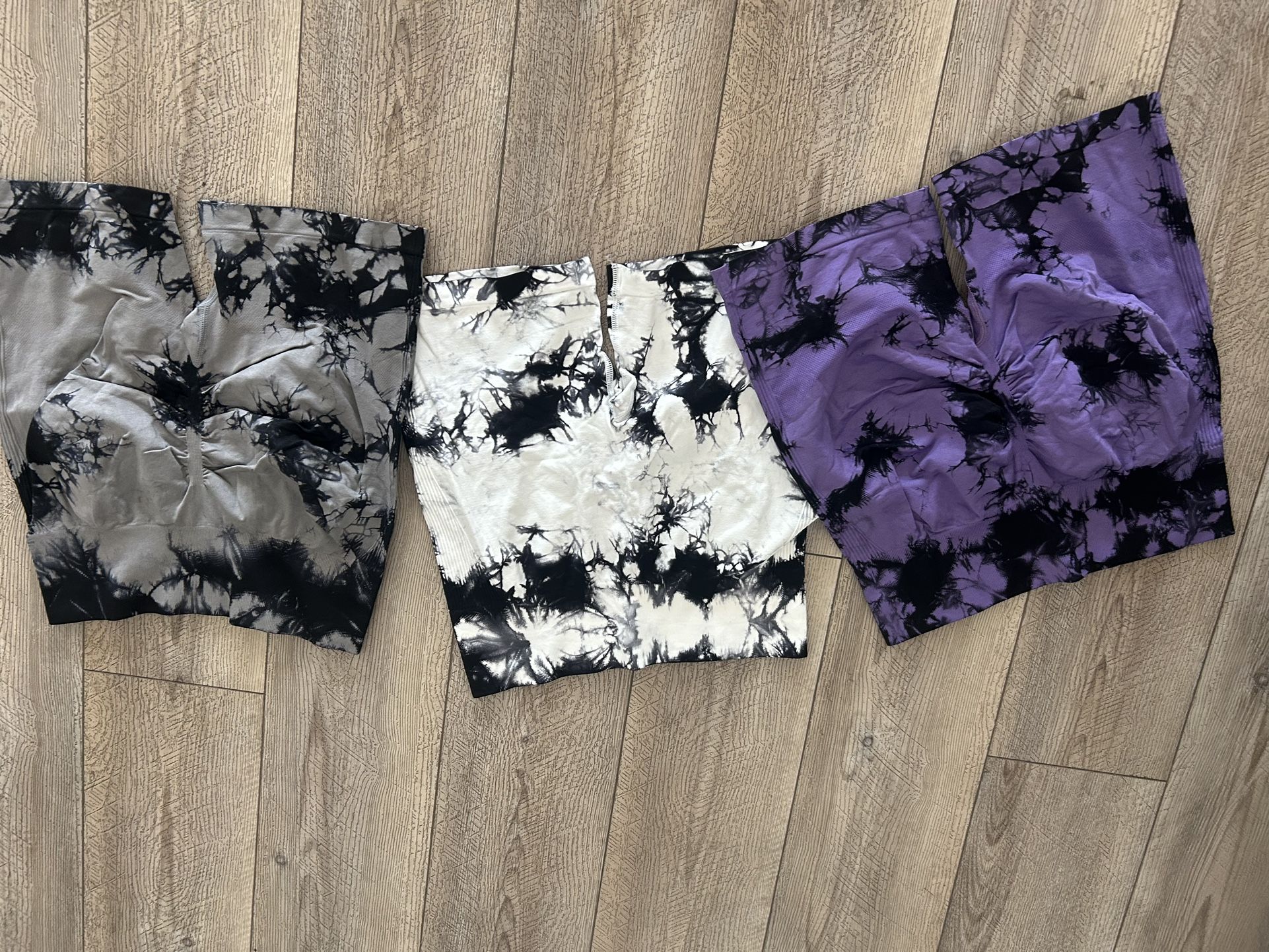 New set Of Three Workout Shorts Xl