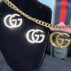 New GG Goldtone-Silvertone Brooch