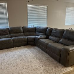 Reclining Sectional Couch 
