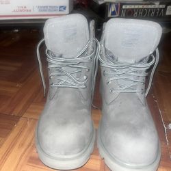 Timberland PRO 6” Boots – Grey – Size 9 – Lightly Worn