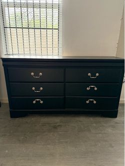 Black 6 drawer Dresser
