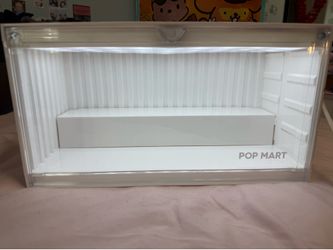Official POPMART Baby Molly Display Case