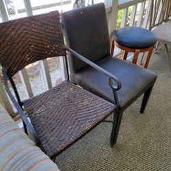 Free Chairs! Must Pick Up in West Hemet.