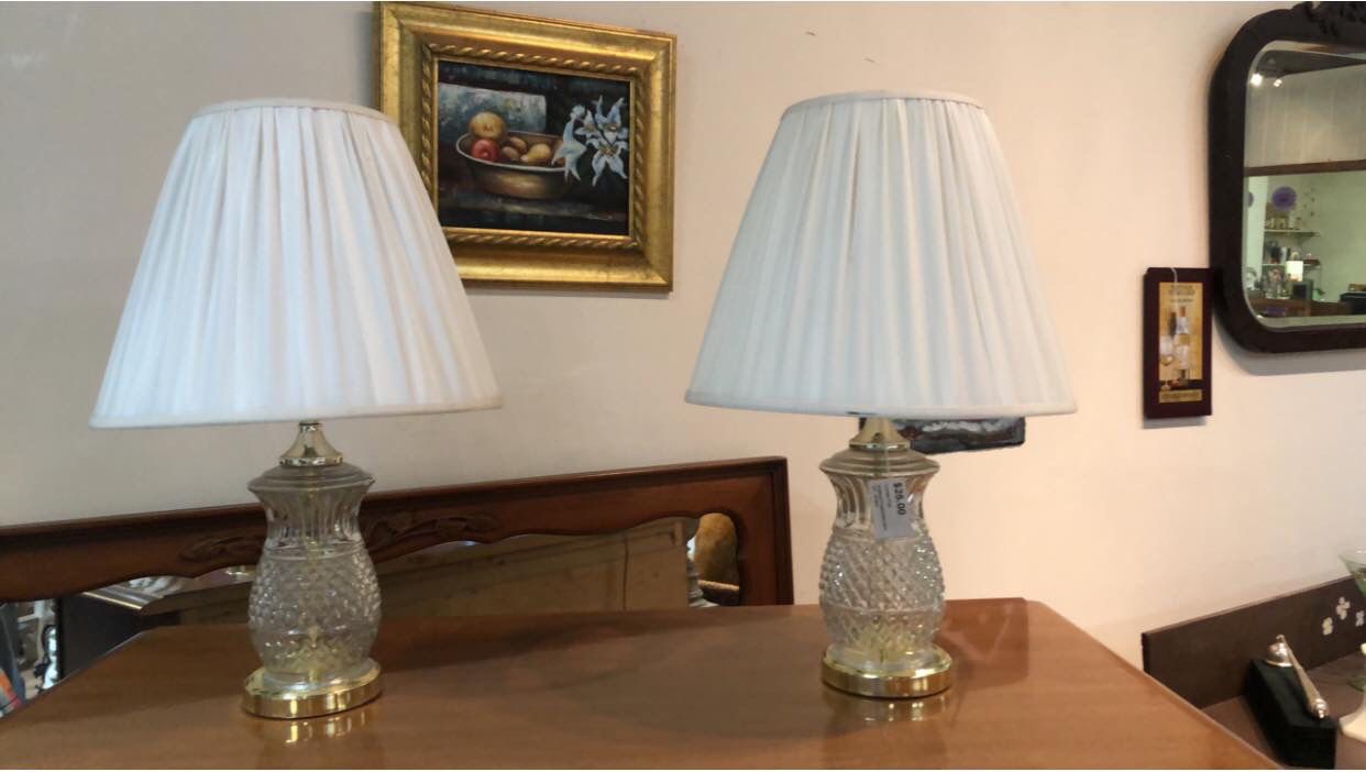 Crystal/glass nightstand lamps