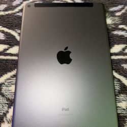 iPad 8, Unlocked Price 135
