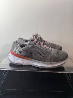 HOKA One One Women’s Running Shoes Size 7 Gray Coral PROFLY Sneakers
