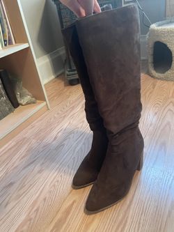 Women’s Boots Size 9.5
