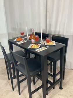 BAR Height Breakfast Bar With 4 Chairs