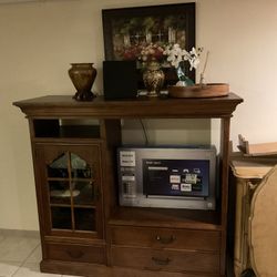 Medium Size Tv Unit  Please Check My Other Listings 