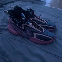 Nike Cosmic unity 2 size 15