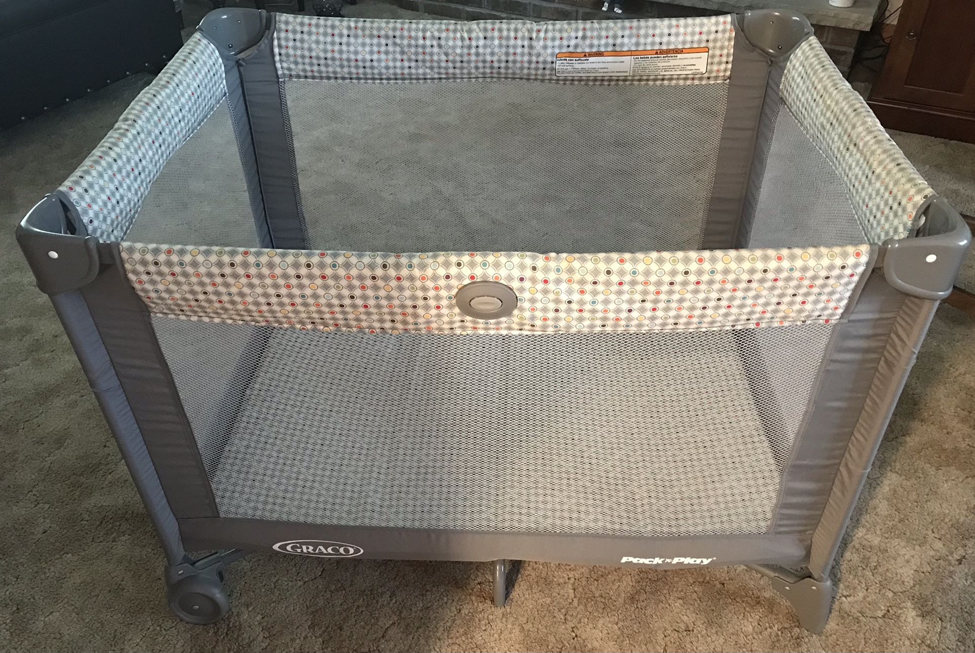 Graco Pack & Play, Mattress, 2 Mattress Pads, 5 Sheets - Excellent Condition, Pickup Only, OBO - Perfect for Grandma’s House, Traveling, etc